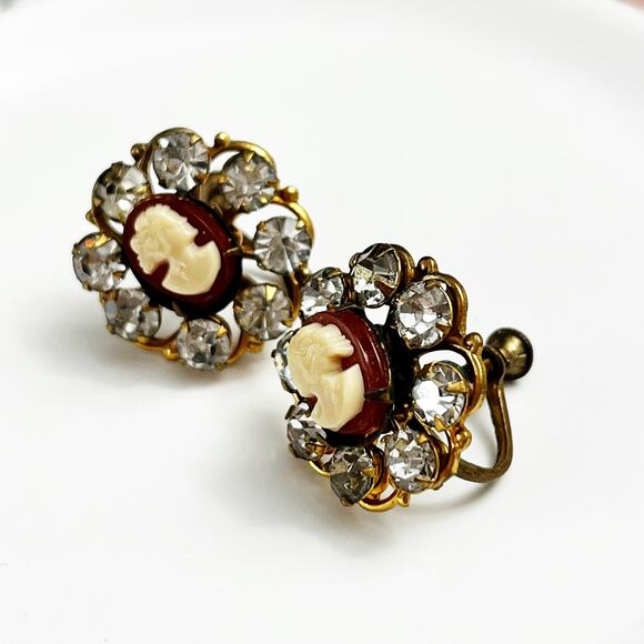 Cameo & Rhinestone Vintage Screw Back Earrings - Picture 4 of 6